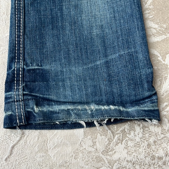 Almost Famous Distressed Denim Jeans - Picture 16 of 16